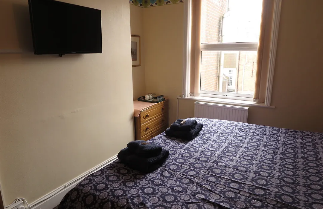 Boaters Guesthouse-1